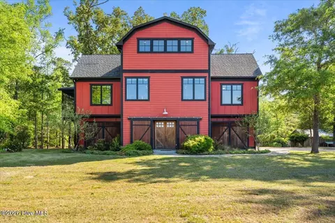 1000 Lakebay Rd, Vass, NC 28394