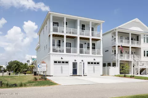 706 S Carolina Ave #2, Carolina Beach, NC 28428