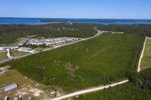 2268 Highway 172, Sneads Ferry, NC 28460