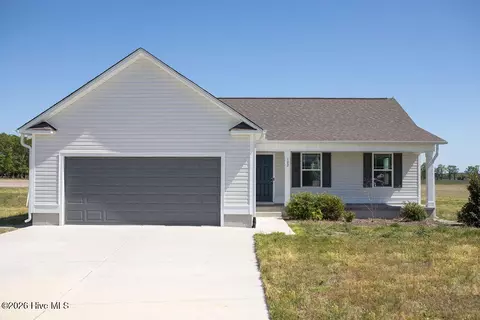 102 Michael Thomas Pl, La Grange, NC 28551