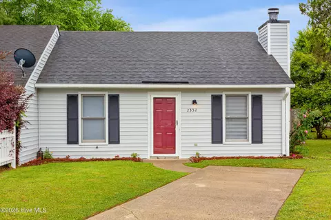2332 Villa Dr, Kinston, NC 28504