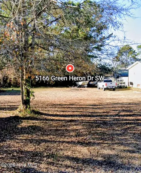 5166 Green Heron Dr SW, Shallotte, NC 28470