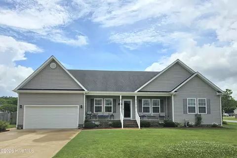 112 Bay Leaf Dr, Currituck, NC 27929