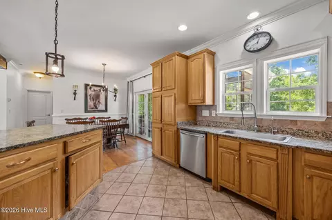 Kitchen - 435 Thomas Way, Cameron, NC 28326 photo 4 of 5