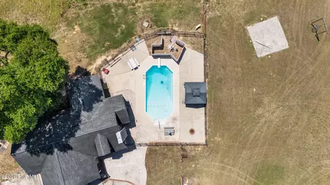 Exterior - 435 Thomas Way, Cameron, NC 28326 photo 7 of 20