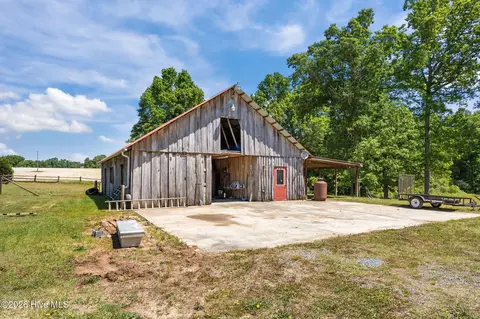 Exterior - 435 Thomas Way, Cameron, NC 28326 photo 9 of 20