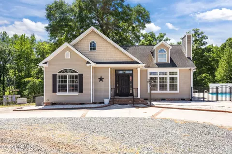 Exterior - 435 Thomas Way, Cameron, NC 28326 photo 2 of 20