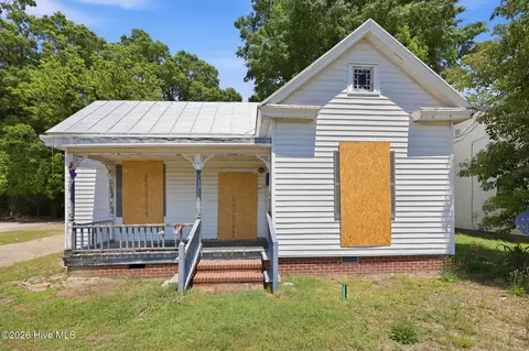 206 E Vernon Ave, Kinston, NC 28501
