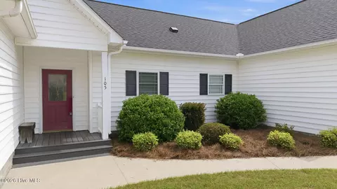 105 Waters Way, Washington, NC 27889