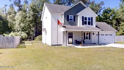 211 Buckeye Ct N, Jacksonville, NC 28540