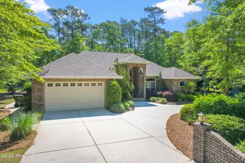 1614 Colonist Sq SW, Ocean Isle Beach, NC 28469