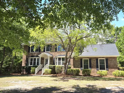 203 Gregory Rd, Wilmington, NC 28405