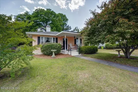 613 Franklin Ave, New Bern, NC 28560