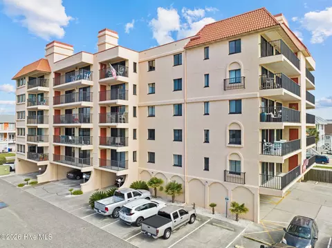1518 S Lake Park Blvd #4B, Carolina Beach, NC 28428
