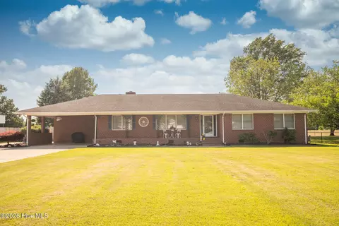 512 S Edenton Road St, Hertford, NC 27944