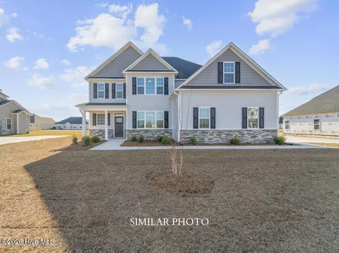 700 Secession Ln, Jacksonville, NC 28546
