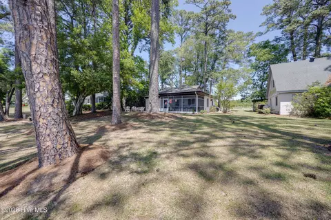 Exterior - 1963 Bayview Rd, Bath, NC 27808 photo 8 of 15