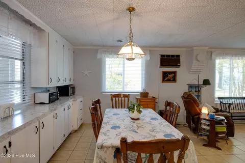 Dining - 1963 Bayview Rd, Bath, NC 27808 photo 1 of 2