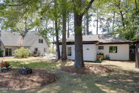 Exterior - 1963 Bayview Rd, Bath, NC 27808 photo 13 of 15