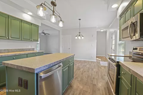 Kitchen - 716 Bald Eagle Dr, Vass, NC 28394 photo 4 of 4