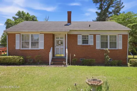 714 Jones Ave, Kinston, NC 28501