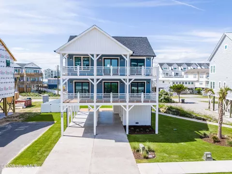 739 Duneridge Ct, Surf City, NC 28445