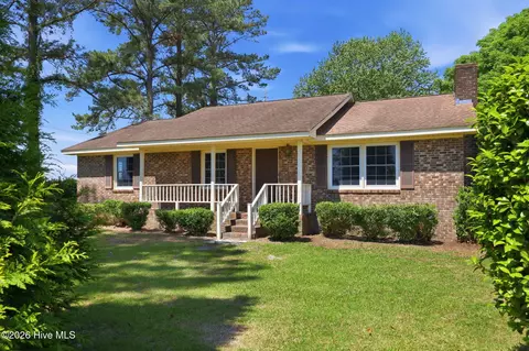 2013 Holland Rd, Greenville, NC 27834