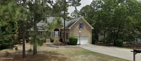 110 Sugar Pine Dr, Pinehurst, NC 28374