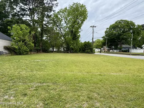 1516 Old Wilson Rd, Rocky Mount, NC 27801