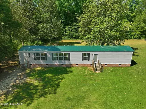407 Croom St, Magnolia, NC 28453