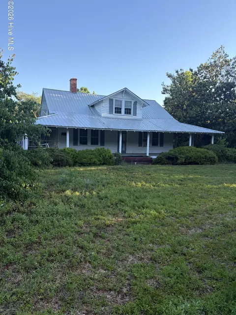 4076 Cherry Grove Rd, Cerro Gordo, NC 28430