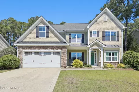413 Canvasback Ln, Sneads Ferry, NC 28460