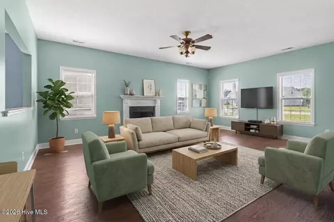 160 Macdonald Blvd, Havelock, NC 28532