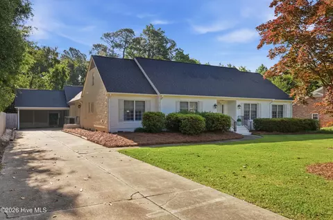 1925 Hawthorne Rd, Wilmington, NC 28403