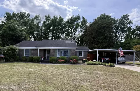 103 King Arthur Rd, Greenville, NC 27858