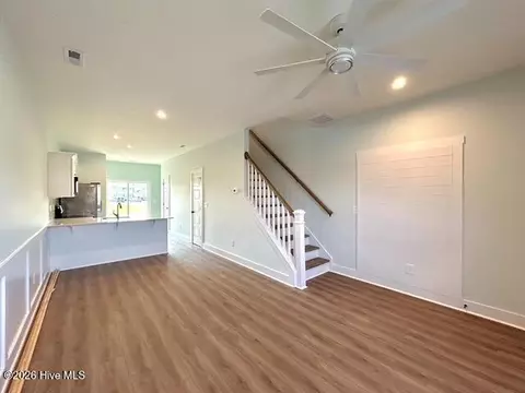 Living - 650 Cedar Point Blvd #G3, Cedar Point, NC 28584 photo 2 of 3