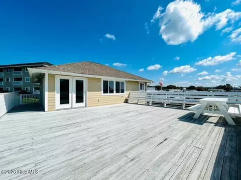 Exterior - 650 Cedar Point Blvd #G3, Cedar Point, NC 28584 photo 9 of 12