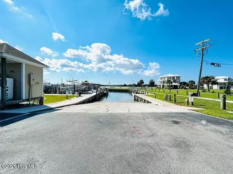 Exterior - 650 Cedar Point Blvd #G3, Cedar Point, NC 28584 photo 6 of 12