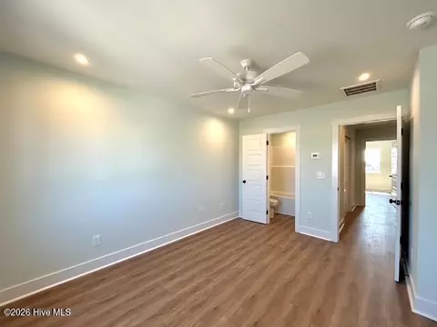 Bedroom - 650 Cedar Point Blvd #G3, Cedar Point, NC 28584 photo 7 of 9