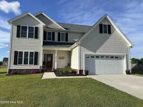 503 Newhan Ct, Hubert, NC 28539