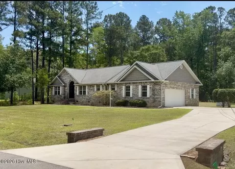 519 Boundaryline Dr NW, Calabash, NC 28467