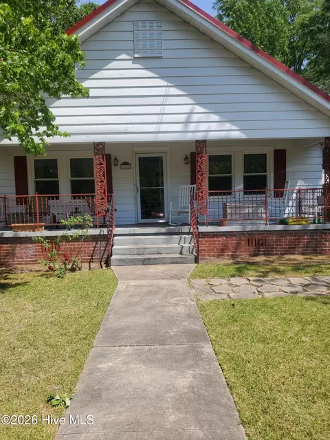 305 Glenwood Dr, Greenville, NC 27834