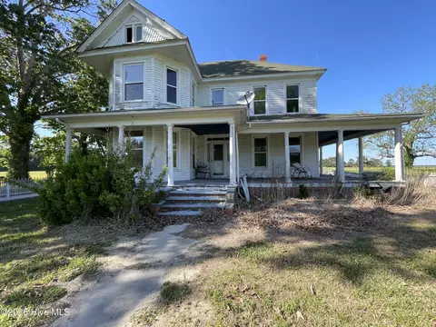 596 Ownley Rd, Elizabeth City, NC 27909