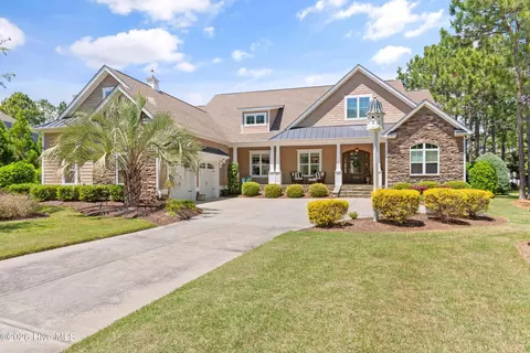 3782 Ridge Crest Dr, Southport, NC 28461