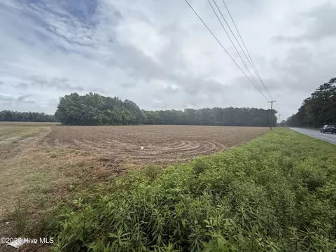 1336 Owen Hill Road, Tar Heel, NC 28392