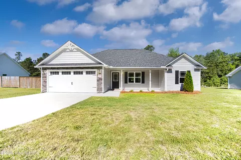 430 Union Chapel Church Rd, Richlands, NC 28574