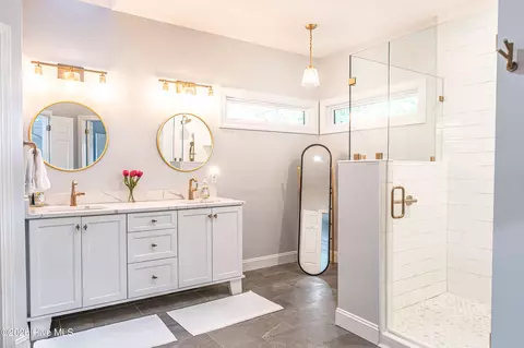 Bath - 59 Juniper Creek Blvd, Pinehurst, NC 28374 photo 1 of 2