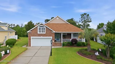 1178 Moultrie Dr NW, Calabash, NC 28467