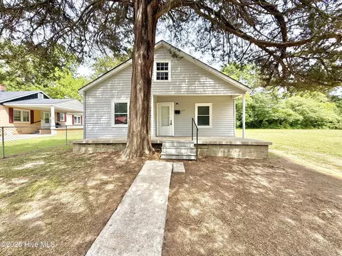 1513 Stroud Ave, Kinston, NC 28501