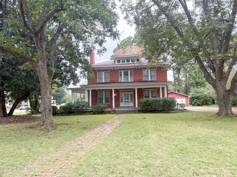 103 S Pender St, Fremont, NC 27830